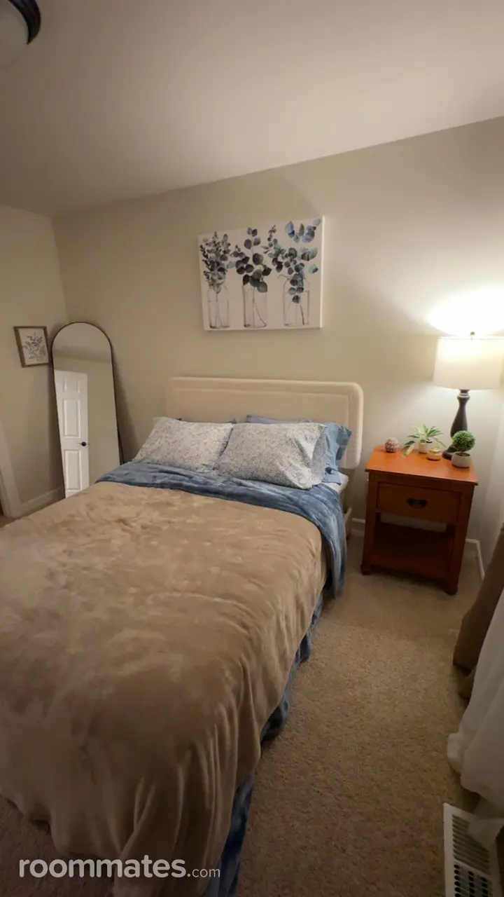 Room for rent in Bremerton, WA $1250, house