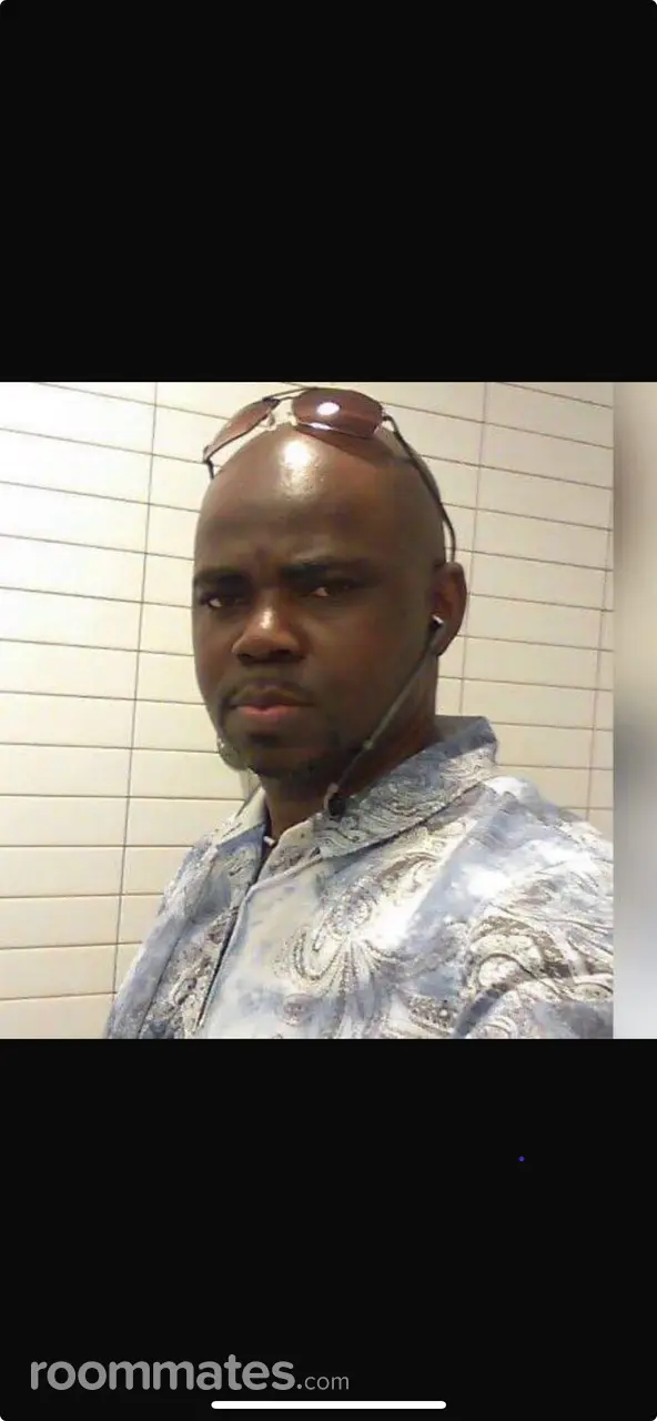 Profile photo 2 of 3