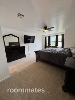 Room for rent in Kyle, TX $1050, house