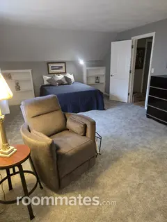 Room for rent in Haverhill, MA $1300, house
