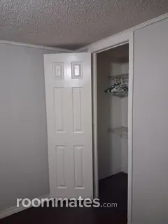 Room for rent in Pensacola, FL $800, house