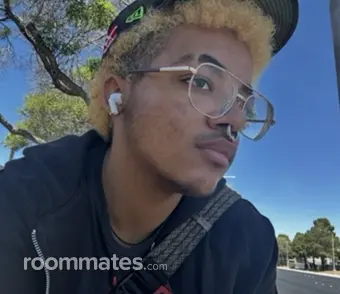 Roommate looking Las Vegas, NV, $1400