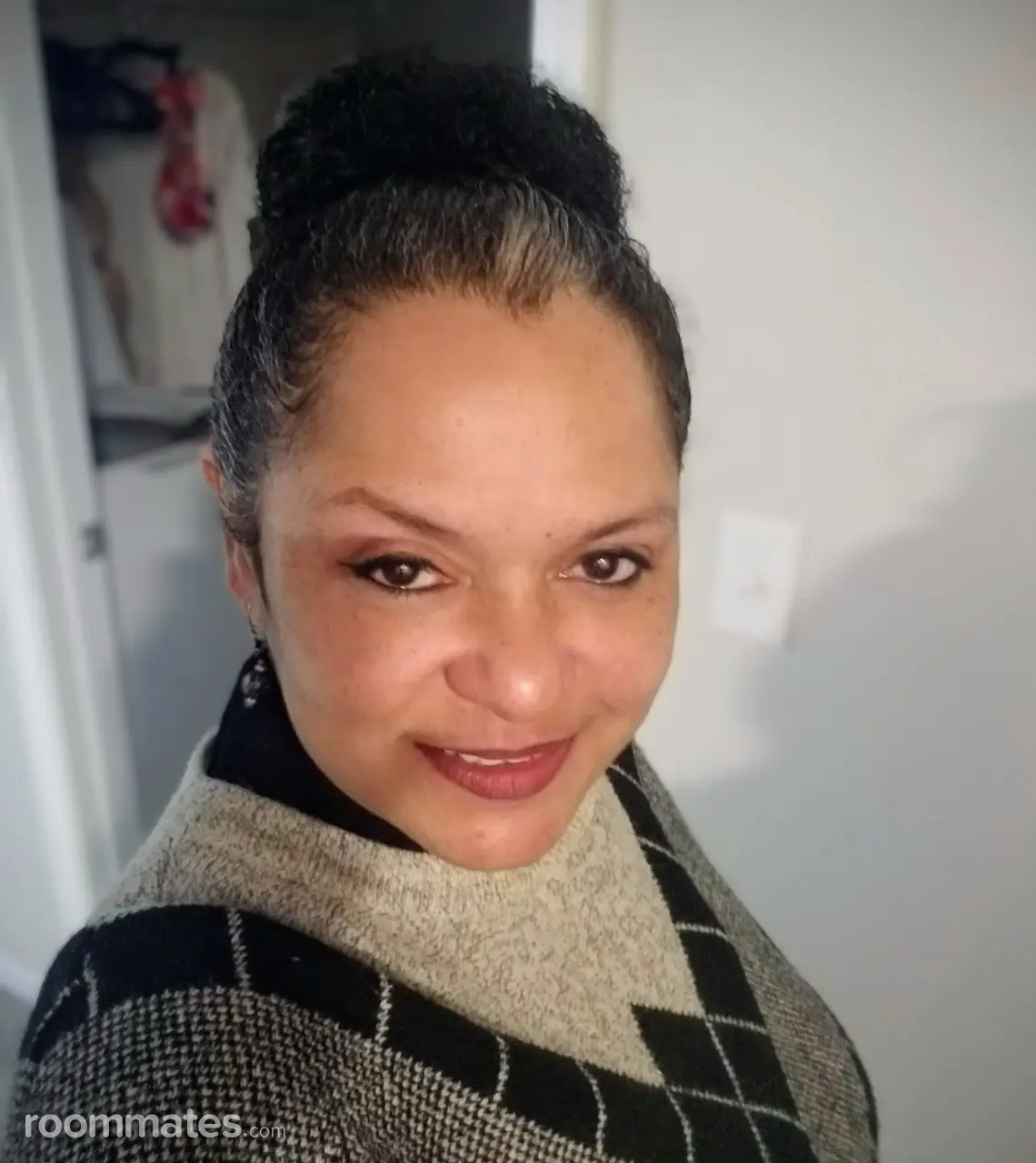 Profile photo 4 of 6