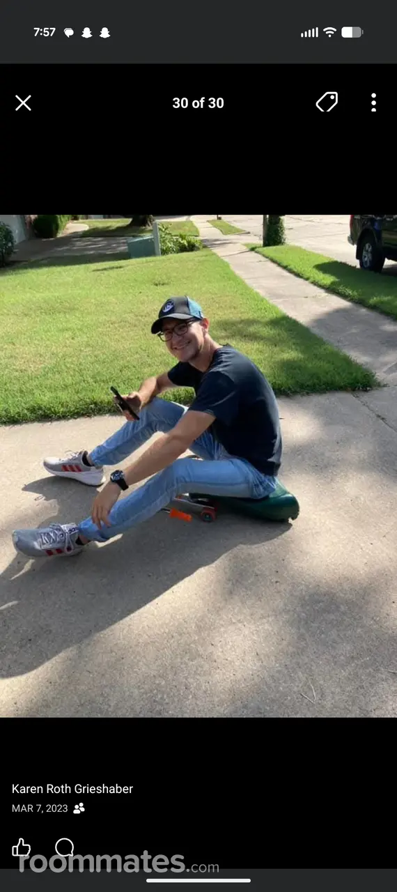 Profile photo 4 of 5