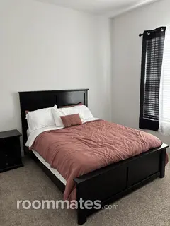 Room for rent in San Tan Valley, AZ $1200, house