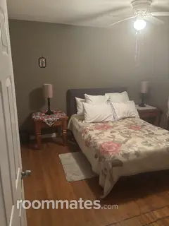 Room for rent in Stockton, CA $500, house