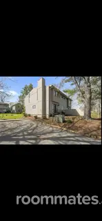 Room for rent in Middletown, CT $1050, townhouse