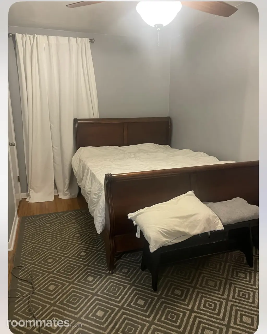 Profile photo 2 of 3