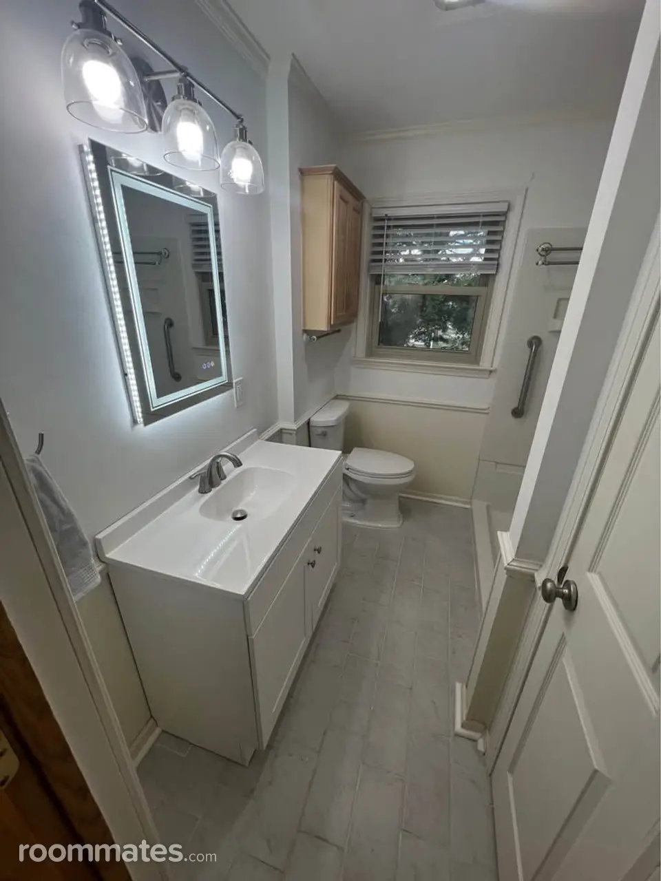 Profile photo 5 of 7