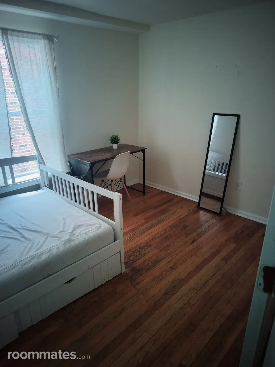 Profile photo 4 of 8