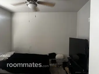 Room for rent in Brooksville, FL $800, house