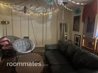 Room for rent in Gainesville, FL $700, house