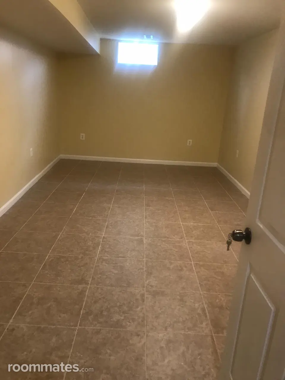 Room for rent in Bowie, MD $800, house