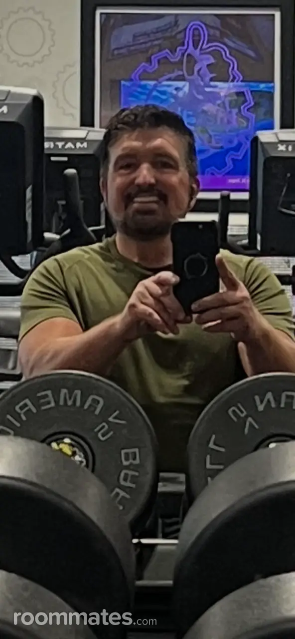 Profile photo 3 of 4
