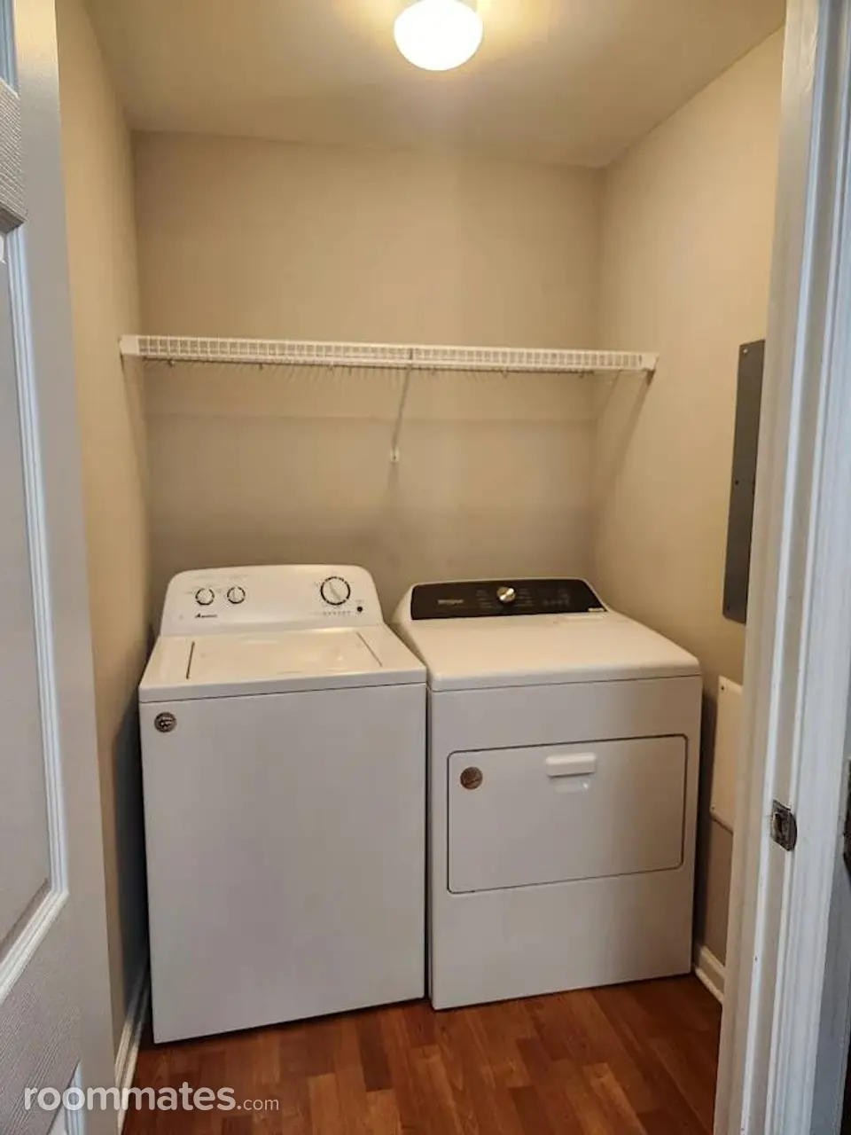 Profile photo 3 of 9