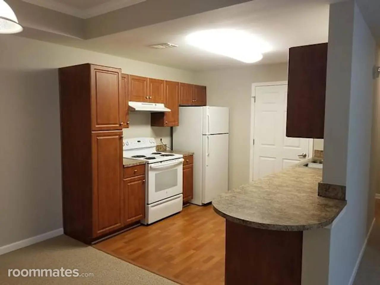 Profile photo 4 of 9