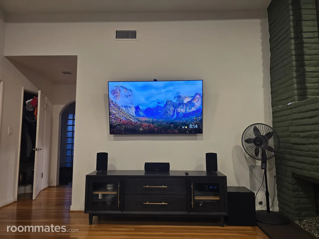 Profile photo 5 of 10