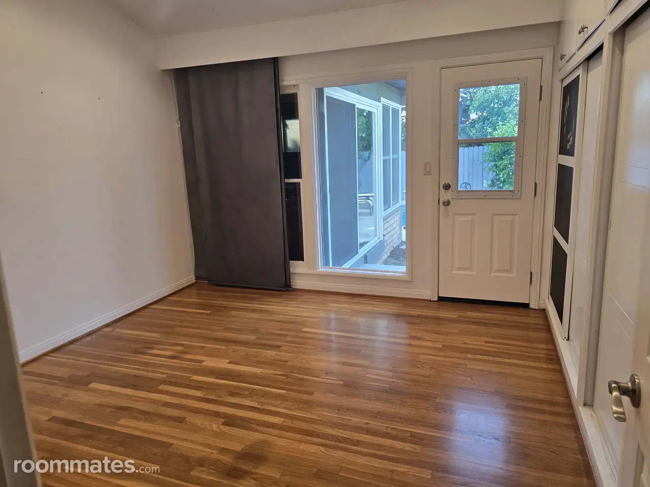 Profile photo 6 of 10