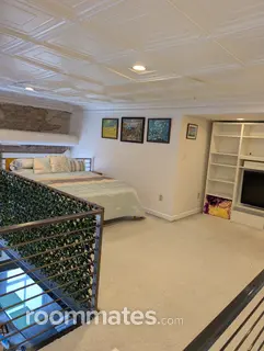 Room for rent in Pittsburgh, PA $900, house