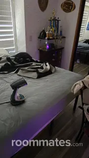 Room for rent in Fresno, CA $900, house