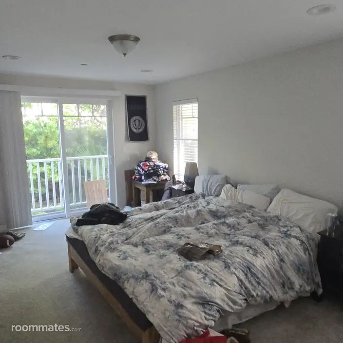 Room for rent in Redondo Beach, CA $2433, townhouse