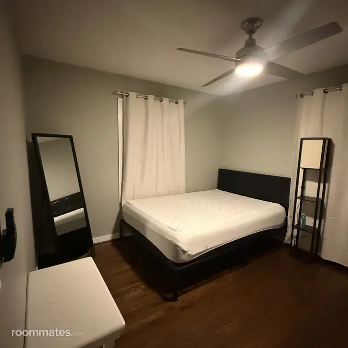 Room for rent in Houston, TX $750, house