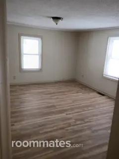 Room for rent in Newton, NC $980, house