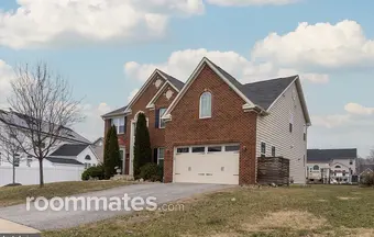 Room for rent in Waldorf, MD $900, house