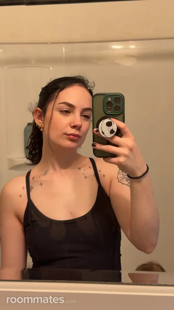 Profile photo 9 of 9