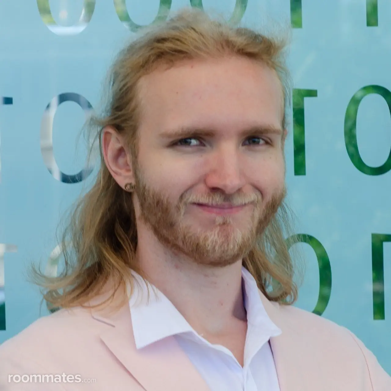 Profile photo 4 of 4