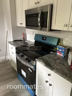 Room for rent in Waterbury, CT $925, house