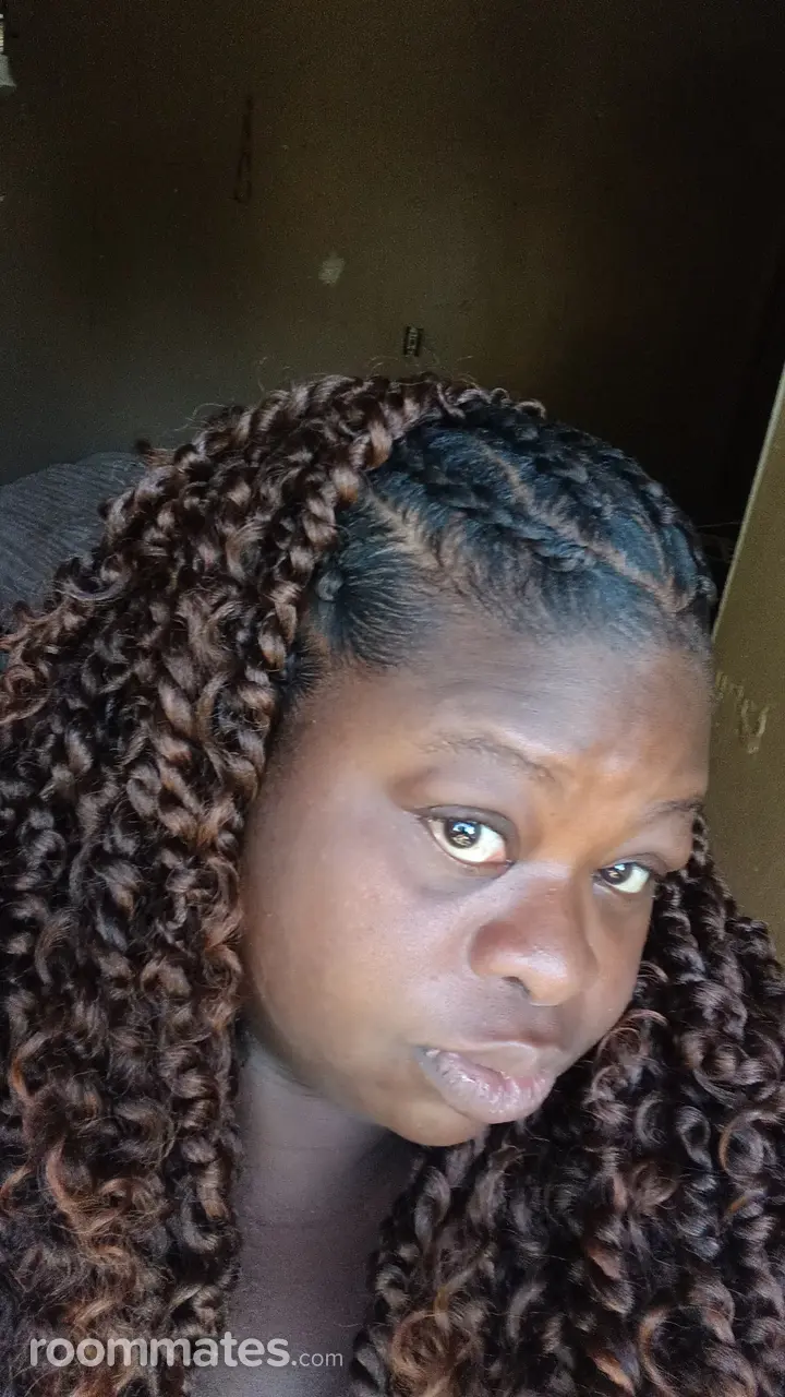 Profile photo 2 of 5