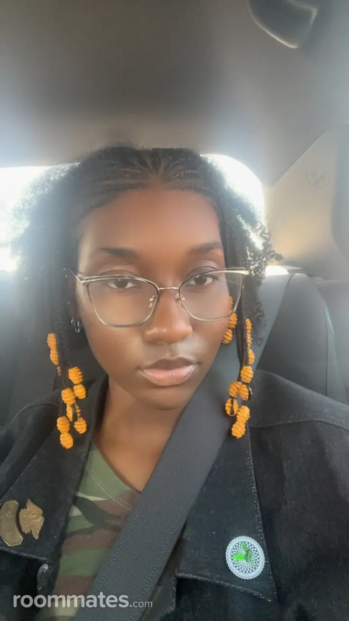 Profile photo 7 of 7