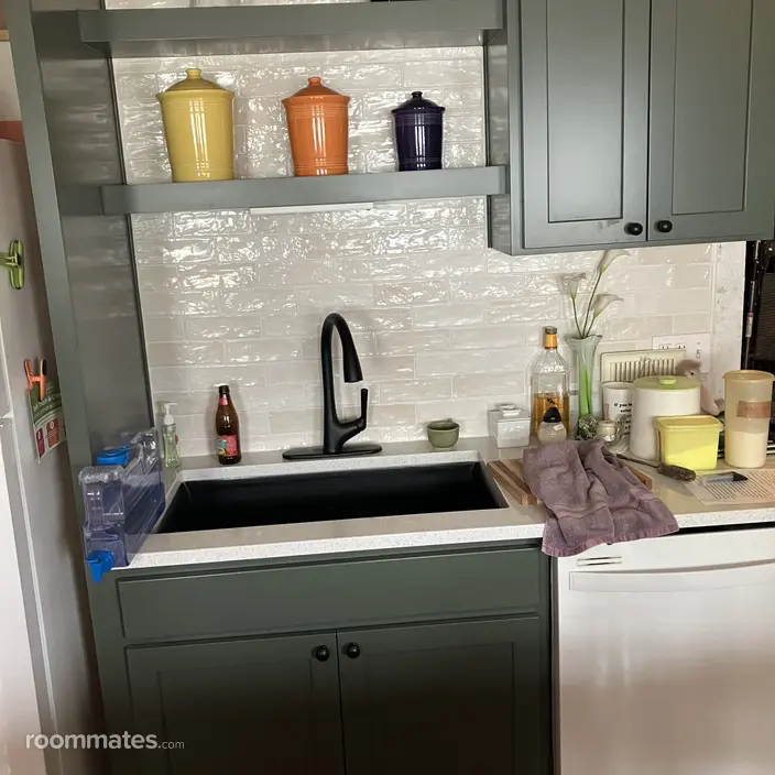 Room for rent in Phoenix, AZ $800, house
