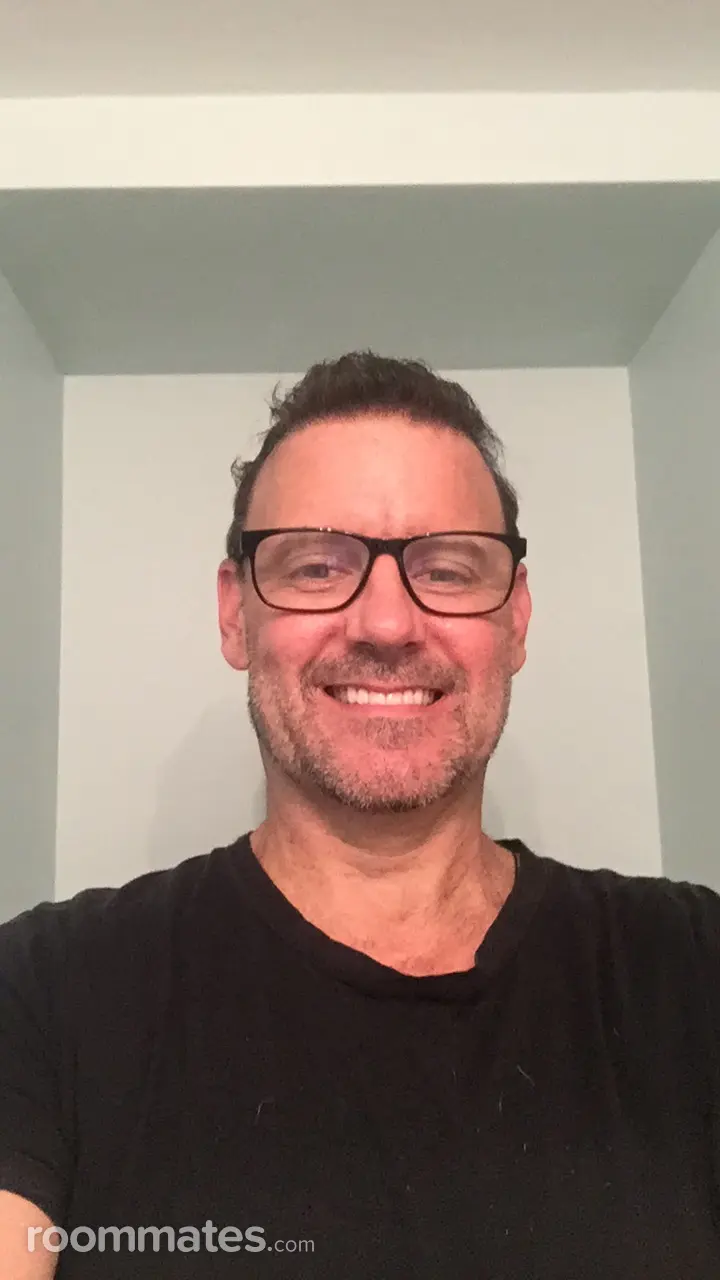 Profile photo 5 of 5