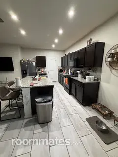 Room for rent in Austin, TX $700, house