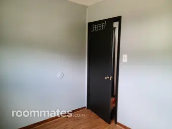 Room for rent in Akron, OH $550, house