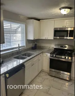 Room for rent in Stone Mountain, GA $650, house