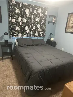 Room for rent in South Hill, WA $1100, house