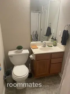 Room for rent in Kansas City, MO $900, townhouse