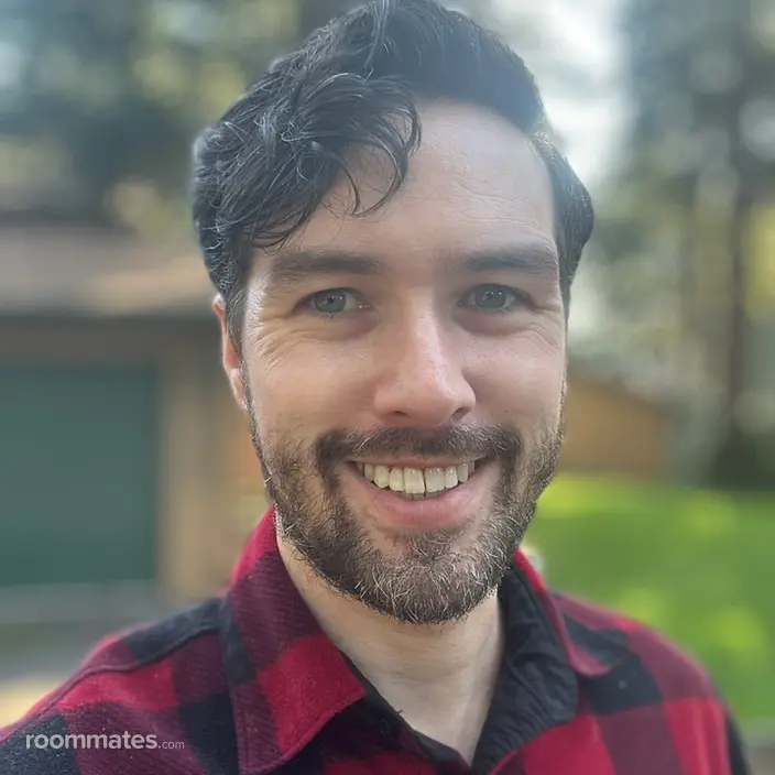 Roommate looking Portland, OR, $800