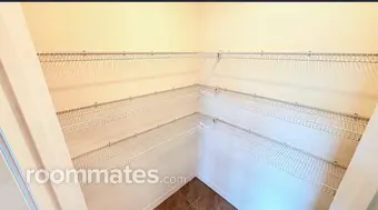 Room for rent in Jacksonville, FL $980, house