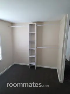 Room for rent in Clackamas, OR $950, house