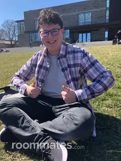 Roommate looking Easton, PA, $900
