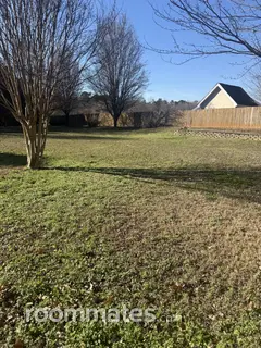 Room for rent in McDonough, GA $700, house