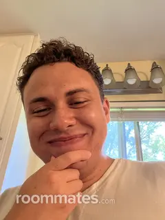 Roommate looking Ypsilanti, MI, $2000