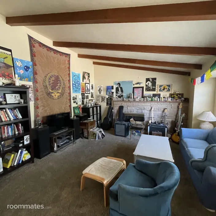 Room for rent in Fort Collins, CO $850, house
