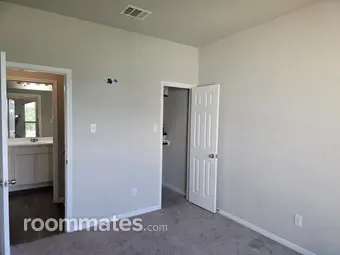 Room for rent in Magnolia, TX $2300, house
