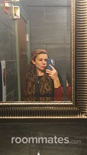 Roommate looking Newport, RI, $800