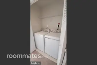 Room for rent in Fredericksburg, VA $1300, townhouse